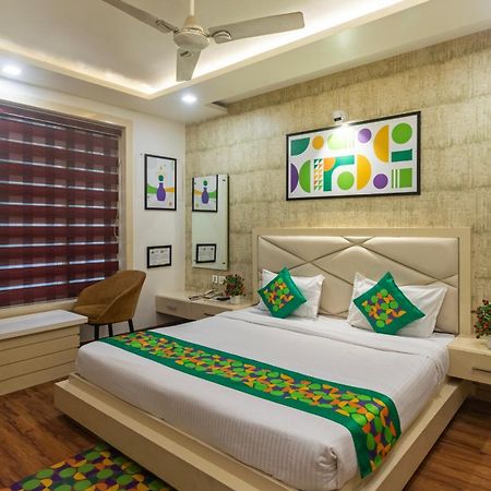 Treebo Empire Red Carpet, Near Taj Mahal Hotel Agra  Exterior photo