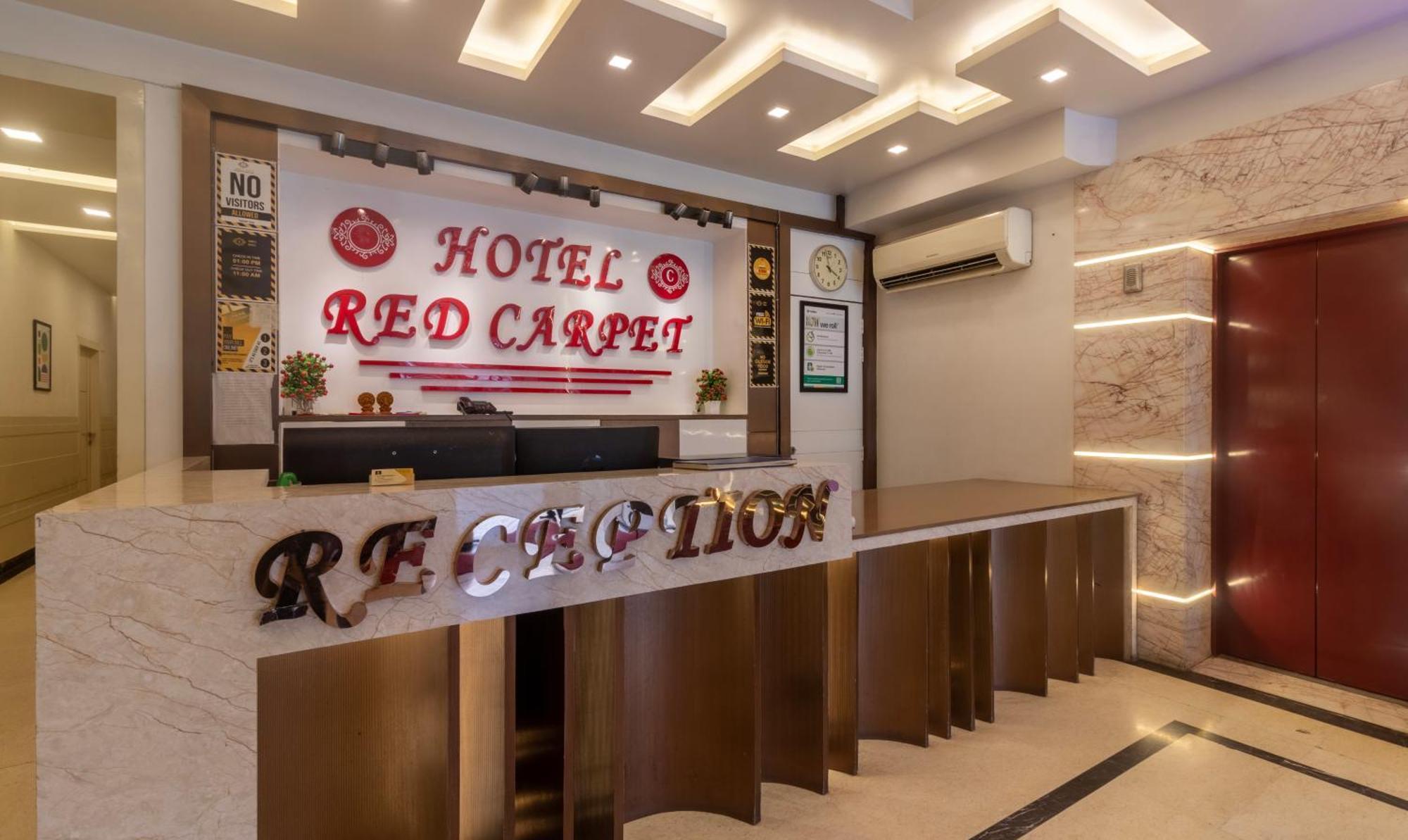 Treebo Empire Red Carpet Hotel Agra  Exterior photo